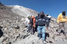 El cuerpo fue localizado a 4 mil 910, cerca del ‘Espinazo del diablo’.