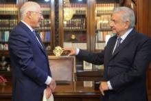 Ken Salazar y AMLO 