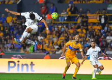 Tigres 2-2 Pumas