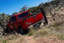 Roban camioneta a mano armada en Encarnación de Díaz, Jalisco