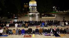 Contradice lo dicho por Benjamin Netanyahu, quien aseguró que no habría restricciones de culto.