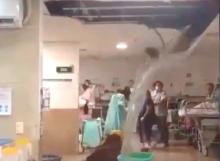 Por fuga de agua, colapsa techo del IMSS en Cancún