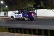 : Queman ambulancias y matan a dos paramédicos y dos policías