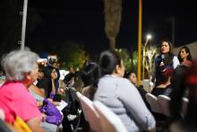 La gobernadora reconoce a mujeres que ayudan a su comunidad