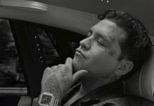 Christian Nodal se dislocó la mandíbula; este es su estado actual 