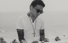 Christian Nodal se sincera sobre lo complicado que ha sido quitarse los tatuajes