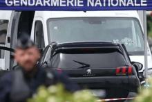 Murieron dos guardias de prisión y otros tres gravemente heridos.