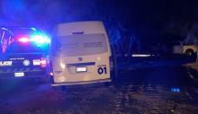 Fue su pareja el encargado de llamar a los números de emergencia. Dice que así la encontró en un arroyo en JM