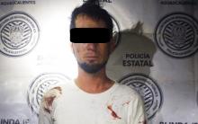 En la revisión le encontraron un arma blanca con manchas de sangre, pastillas psicotrópicas y cristal
