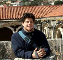 Harán Santo al beato Carlo Acutis, el "ciberapóstol"