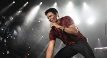 Chayanne felicita a los papás y se autoproclama "el papá de Latinoamérica"