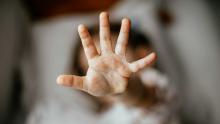 Los pequeños tienen tan solo 8 años y están en el mismo salón de clases que la victima