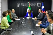 Reunión con directivos de Minth 