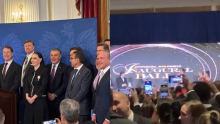 La comunidad hispana muestra su músculo político en las vísperas del ascenso de Trump a la presidencia