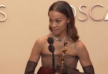 "No hicimos una película sobre México": Zoe Saldaña defiende así a "Emilia Pérez"