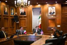 Tere Jiménez en reunión