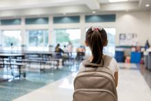 Protocolo de revisión de mochilas ha fortalecido comunicación en familias y escuelas: Padres de Familia