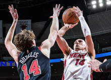 HEAT VS BULLS PLAY IN 2025