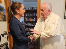 Sheinbaum lamenta la muerte del papa Francisco