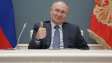 Putin firma ley que permite condenar a personas fuera del país 