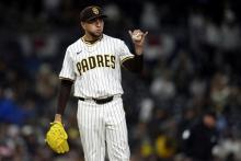 OMAR CRUZ PADRES 2025