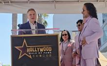 "Los Bukis" reciben su estrella en el Paseo de la Fama de Hollywood