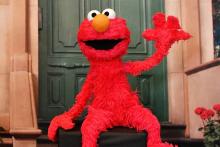 Hackean cuenta de Elmo, de 'Plaza Sésamo', en X 