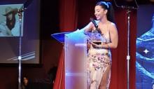 Ángela Aguilar fue homenajeada en la gala del Salón de la Fama de Compositores Latinos