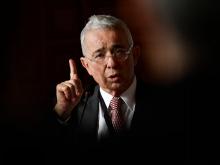 Tribunal de Bogotá absuelve al expresidente Uribe de supuesto soborno