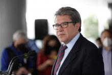 Monreal exige a diputados presentarse en comisiones y en el pleno