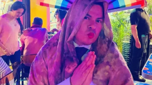 Jesus Ociel Baena haciendo alusión a la Virgen María