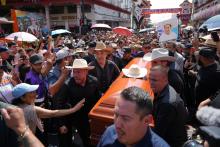 Ciudadanos despiden a Carlos Manzo, alcalde de Uruapan