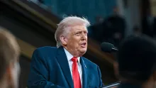 Trump advierte que los bombardeos en Irán continuarán "durante toda la semana o mientras sea necesario"