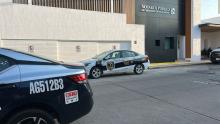 Detienen a dos empleados de seguridad privada robando en la Notaría 56