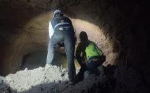 Rescatan con vida al primer trabajador de la mina Santa Fe en Sinaloa