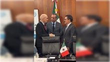 Alto comisionado y senadores