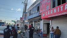El hombre realizaba labores de pintura cuando tocó accidentalmente cables de alta tensión; fue trasladado de urgencia al Hospital Hidalgo