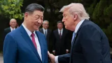 Sería "muy malo" que China y Rusia le vendan armamento a Irán, dice Trump