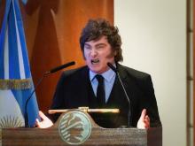 Milei acusa a México y Brasil de financiar campaña "antiargentina"