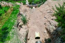 Leo Montañez rehabilita colector pluvial en La Barranca para prevenir inundaciones