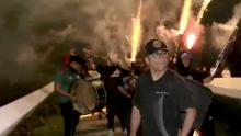 Con pirotecnia y música aficionados mexicanos intentan interrumpir el descanso de jugadores ingleses