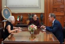Claudia Sheinbaum y Niall Ferguson 